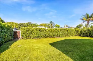 2111 N 14th Ct, Hollywood, FL 33020 - Photo 24