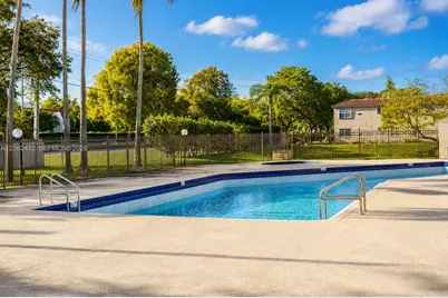 8630 SW 3rd St #101, Pembroke Pines, FL 33025 - Photo 38