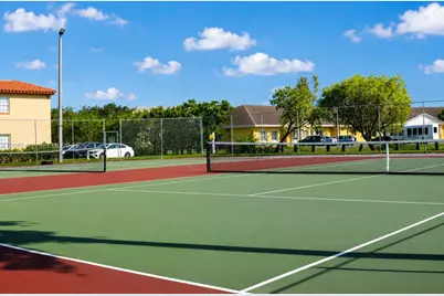 8630 SW 3rd St #101, Pembroke Pines, FL 33025 - Photo 44