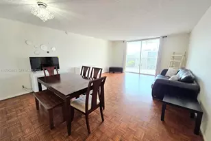 319 NE 14th Ave, Hallandale Beach, FL 33009 - Photo 12