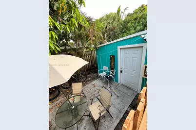 1337 NE 3rd Ave #4, Fort Lauderdale, FL 33304 - Photo 10