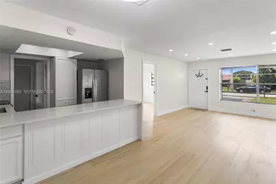 1000 NW 23rd Ter, Pompano Beach, FL 33069 - Photo 10