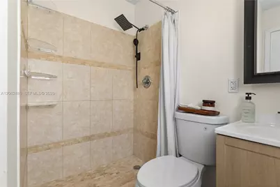 1000 NW 23rd Ter, Pompano Beach, FL 33069 - Photo 32