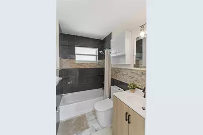 1000 NW 23rd Ter, Pompano Beach, FL 33069 - Photo 38