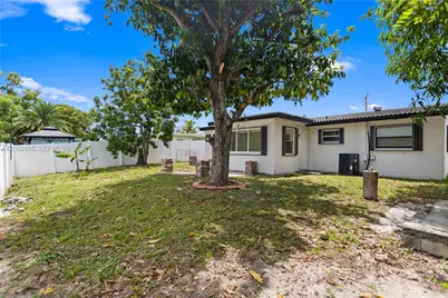 1000 NW 23rd Ter, Pompano Beach, FL 33069 - Photo 48