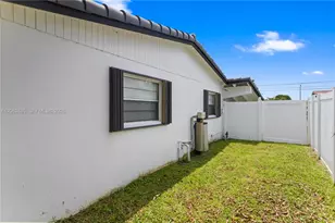 1000 NW 23rd Terrace, Pompano Beach, FL 33069 - Photo 50