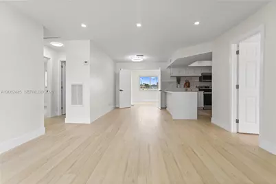 1000 NW 23rd Ter, Pompano Beach, FL 33069 - Photo 4