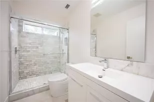 6640 SW 7th St, Pembroke Pines, FL 33023 - Photo 34