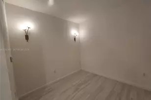 50 Biscayne Blvd, Miami, FL 33132 - Photo 12