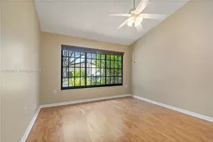 10398 Orange Ct, Pembroke Pines, FL 33026 - Photo 30
