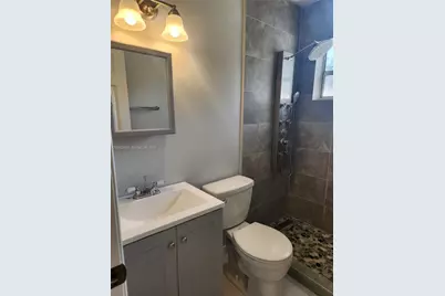 836 NW 98th St, Miami, FL 33150 - Photo 4