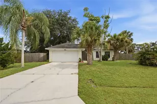 1262 SW Lawndale Ave, Port Saint Lucie, FL 34953 - Photo 2