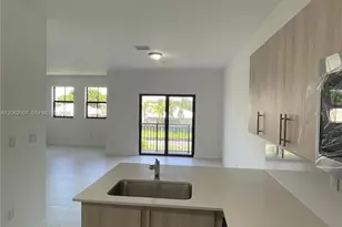 15560 SW 136th St, Miami, FL 33196 - Photo 10