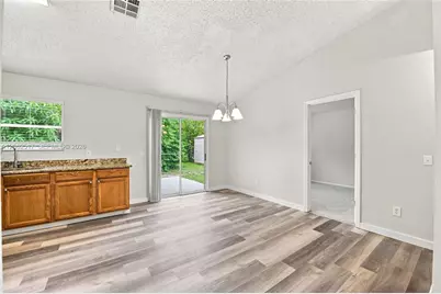 1617 SW Hampshire Ln, Port Saint Lucie, FL 34953 - Photo 12