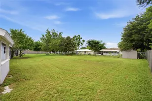 205 SW Kentwood Rd, Port Saint Lucie, FL 34953 - Photo 26