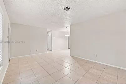 365 NW Curtis St, Port Saint Lucie, FL 34983 - Photo 6