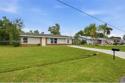 365 NW Curtis St, Port Saint Lucie, FL 34983 - Photo 2