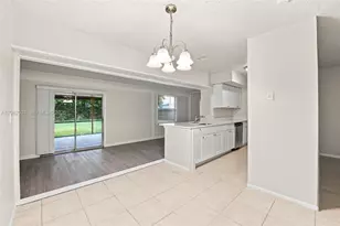 365 NW Curtis St, Port Saint Lucie, FL 34983 - Photo 8