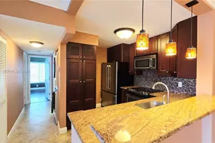 202 Foxtail Dr, Greenacres, FL 33415 - Photo 4