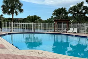 9359 Fontainebleau Blvd, Miami, FL 33172 - Photo 18