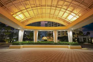 808 Brickell Key Dr, Miami, FL 33131 - Photo 32