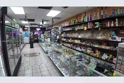 [Address not provided], Hialeah, FL 33012 - Photo 12