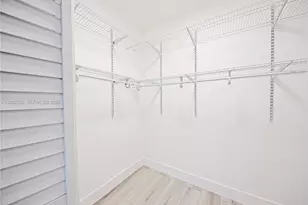 350 75th St, Miami Beach, FL 33141 - Photo 20