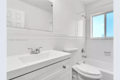 10015 SW 85th Ter, Miami, FL 33173 - Photo 10
