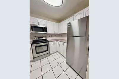 5625 W 20th Ave #215, Hialeah, FL 33012 - Photo 22