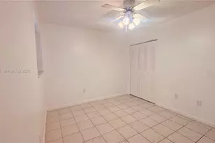 11311 SW 200th St, Miami, FL 33157 - Photo 14