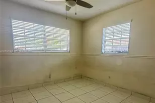 7710 NW 5th St, Pembroke Pines, FL 33024 - Photo 14