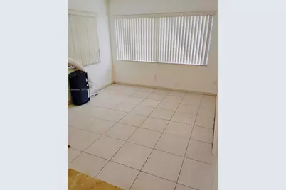 717 NE 10th Ave #1-2, Hallandale Beach, FL 33009 - Photo 14