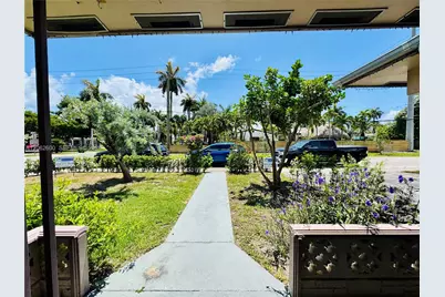 717 NE 10th Ave #1-2, Hallandale Beach, FL 33009 - Photo 28