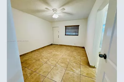 717 NE 10th Ave #1-2, Hallandale Beach, FL 33009 - Photo 18