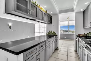 301 174th St, Sunny Isles Beach, FL 33160 - Photo 12
