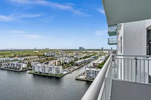 301 174th St, Sunny Isles Beach, FL 33160 - Photo 20