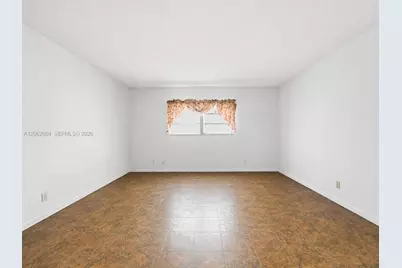 206 SE 10th St #203, Dania Beach, FL 33004 - Photo 20