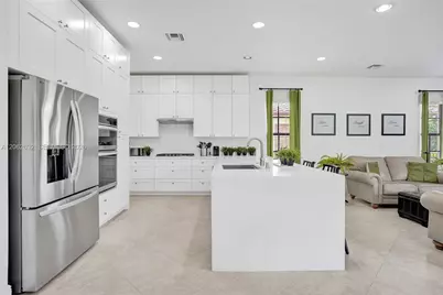 9000 Lakeview Place, Parkland, FL 33076 - Photo 12