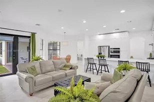 9000 Lakeview Pl, Parkland, FL 33076 - Photo 18