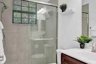 9000 Lakeview Pl, Parkland, FL 33076 - Photo 38
