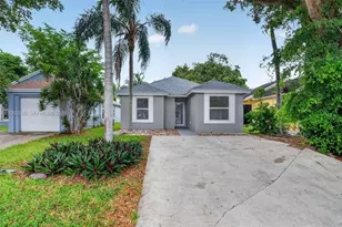 744 SW 9th St, Florida City, FL 33034 - Photo 1
