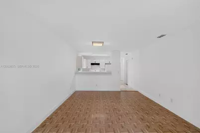 744 SW 9th St, Florida City, FL 33034 - Photo 10