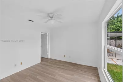 731 SW 10th St, Florida City, FL 33034 - Photo 12