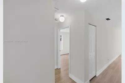731 SW 10th St, Florida City, FL 33034 - Photo 16