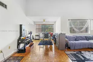 291 W Park Dr, Miami, FL 33172 - Photo 4