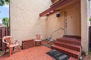 291 W Park Dr, Miami, FL 33172 - Photo 2