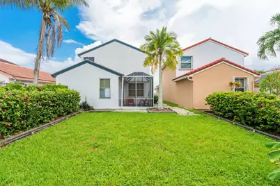 18451 NW 22nd St, Pembroke Pines, FL 33029 - Photo 2