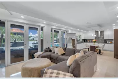 10867 NW 59th St, Doral, FL 33178 - Photo 16