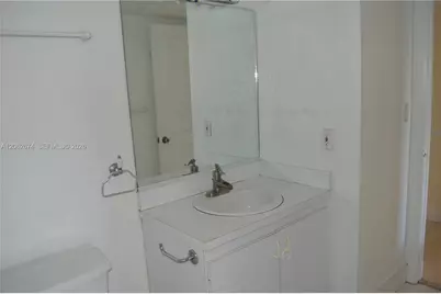 9320 Fontainebleau Blvd #609, Miami, FL 33172 - Photo 12