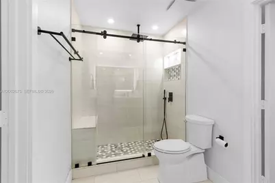 16745 NW 12th Ct, Pembroke Pines, FL 33028 - Photo 32
